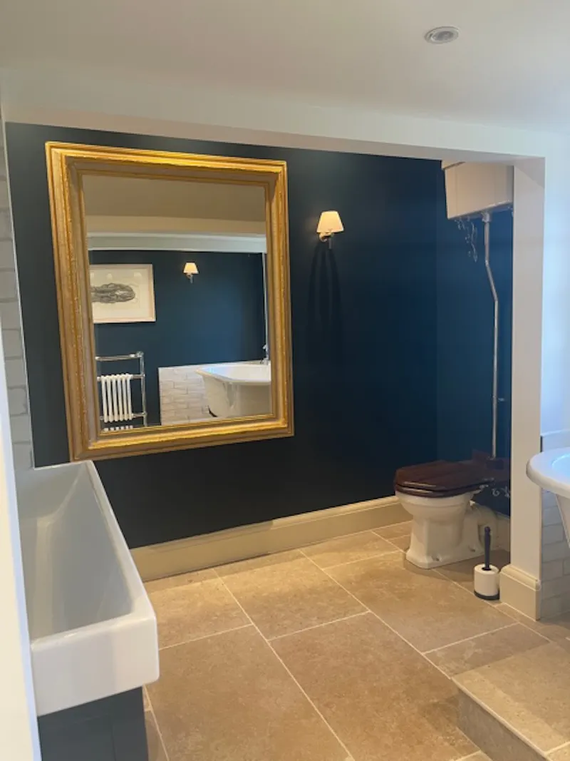 Bathroom at Queen Anne Bayford house, A1559 (photo 15)