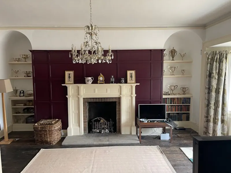 Fireplace at Queen Anne Bayford house, A1559 (photo 12)