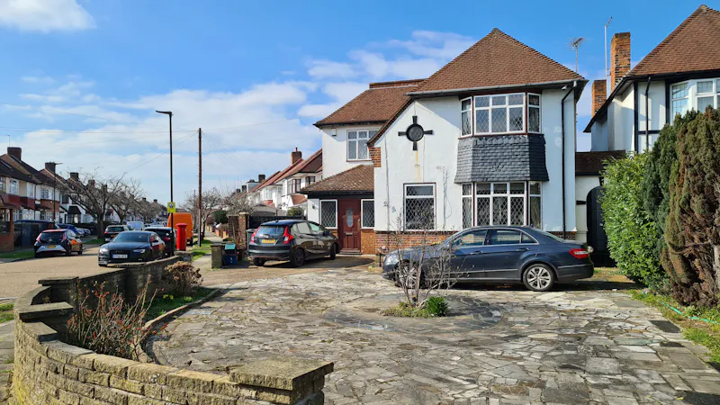 Driveway at Southall detached house, B1940 (photo 26)