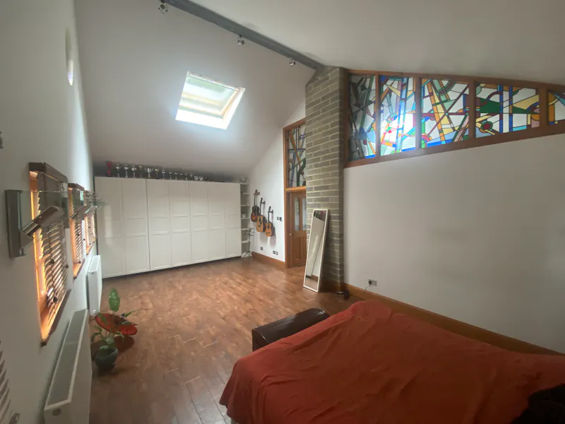 Bedroom at South East London Chalet, D2564 (photo 10)