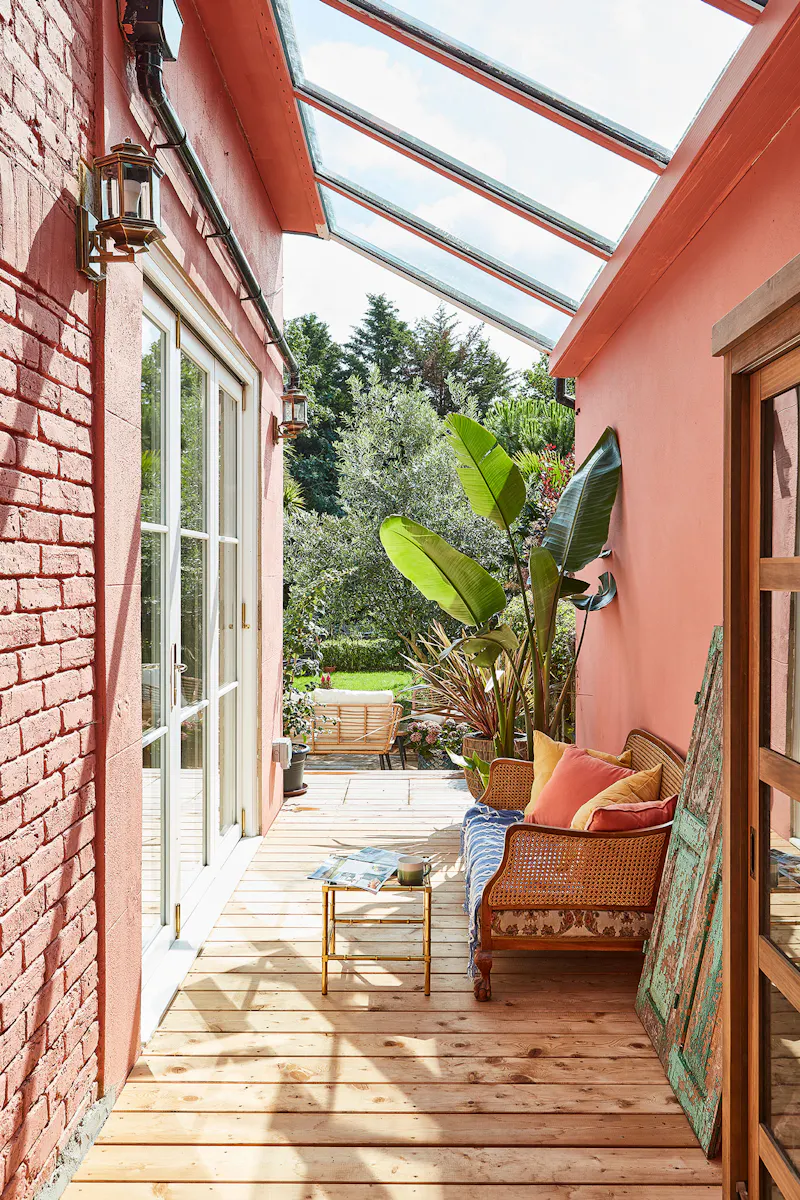 Terrace/Patio at Exotic semi in Sydenham , D2567 (photo 12)