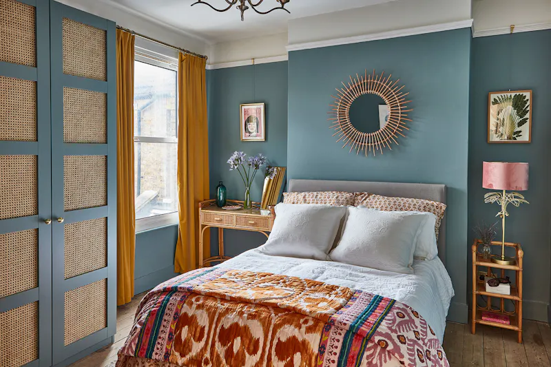 Bedroom at Exotic semi in Sydenham , D2567 (photo 8)