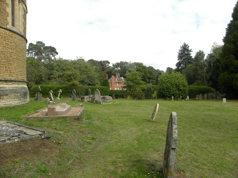 Shackleford village church , CH116 (photo 20)