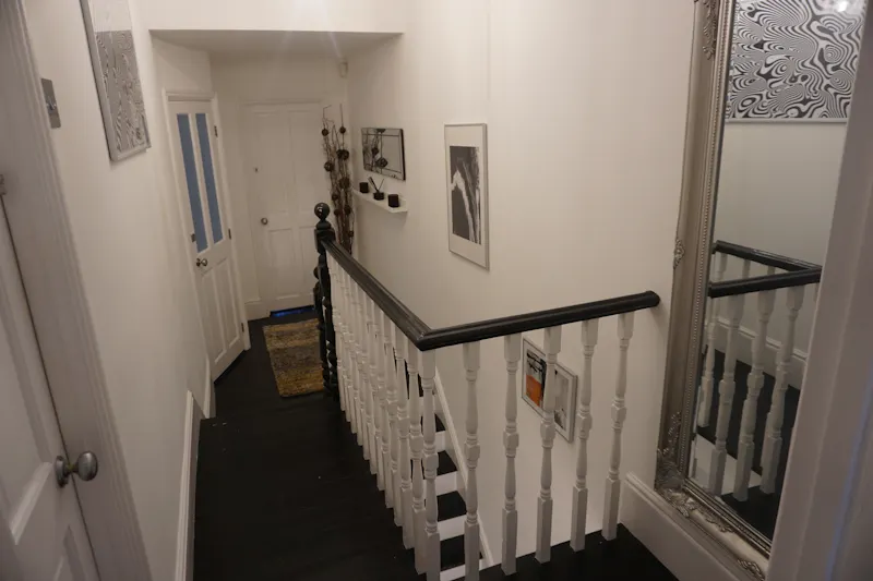 Landing at Plaistow Victorian terrace house, B1807 (photo 19)