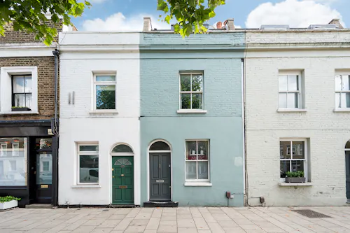Terraced house St Johns Hill, D2573
