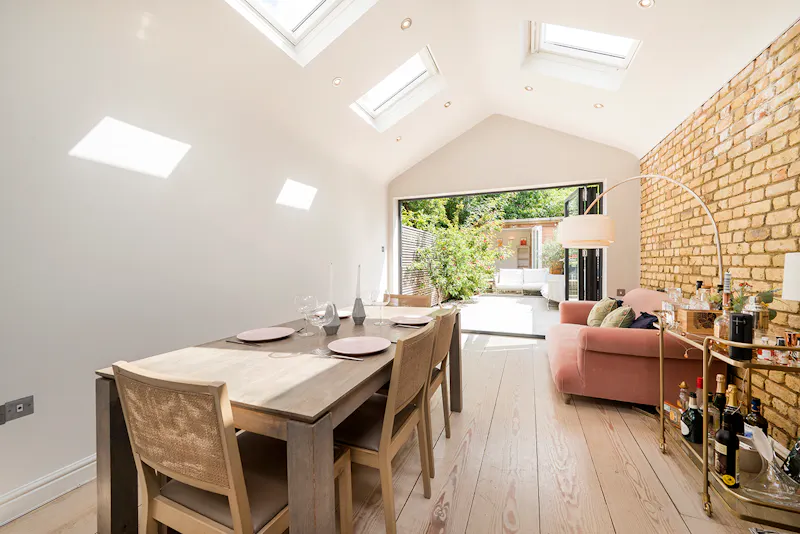 Dining room at Terraced house St Johns Hill, D2573 (photo 4)
