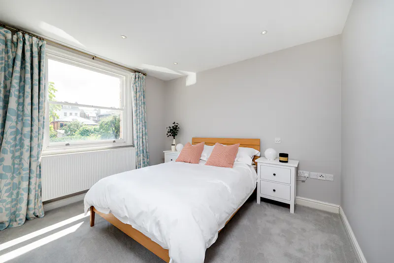 Terraced house St Johns Hill, D2573 (photo 12)