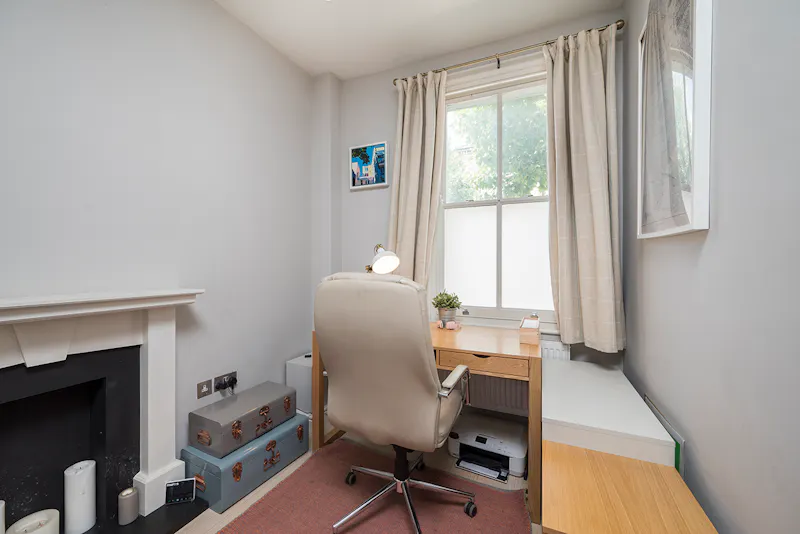 Office at Terraced house St Johns Hill, D2573 (photo 15)