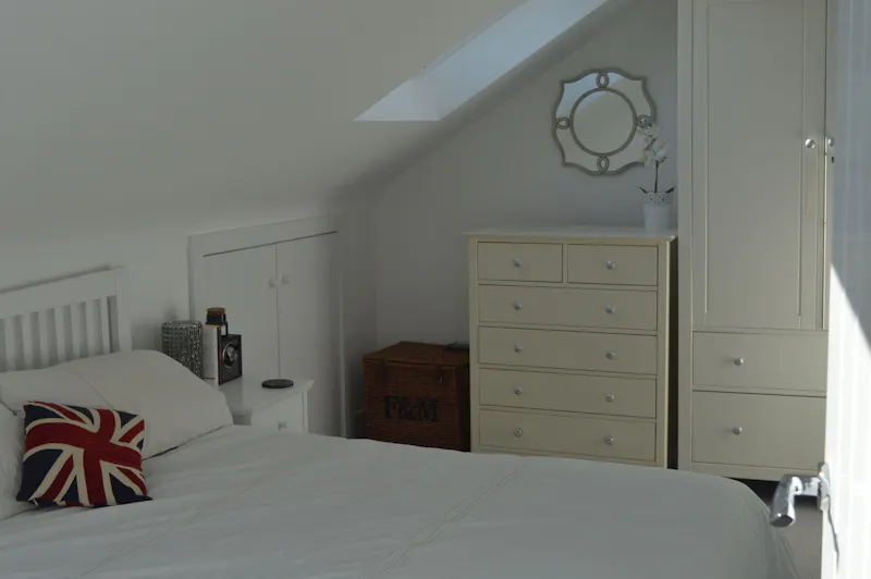 Bedroom at Ruislip chalet bungalow, D2571 (photo 13)