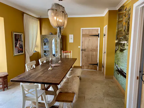 Windlesham farm house , D2570