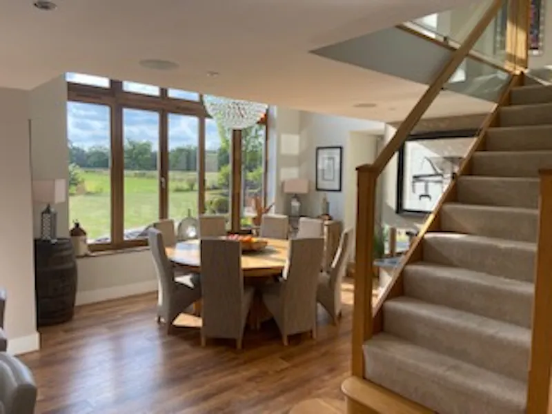 Dining room at Chobham farm lodge, D2569 (photo 9)
