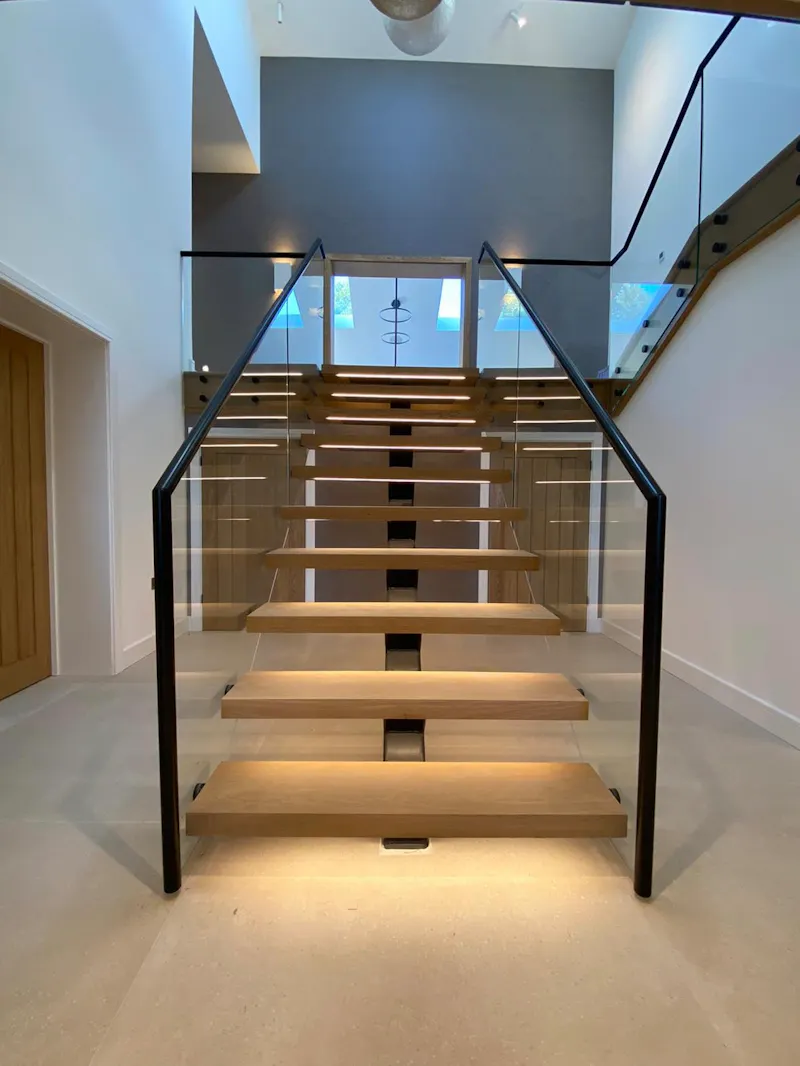 Staircase at Bedford dairy manor farm , L729 (photo 6)