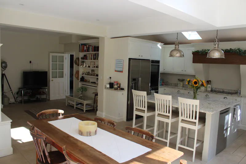 Dining room at Edwardian renovation Esher, H186 (photo 5)
