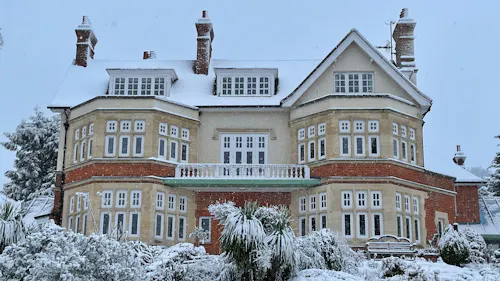 Large Victorian house Guildford, B1944