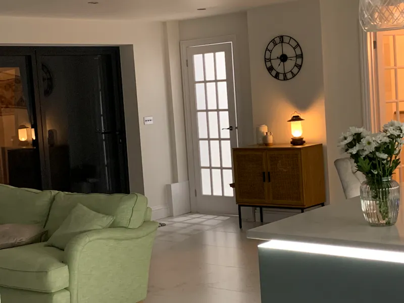Living Room at Stunning thatched house Sonning, D2575 (photo 5)