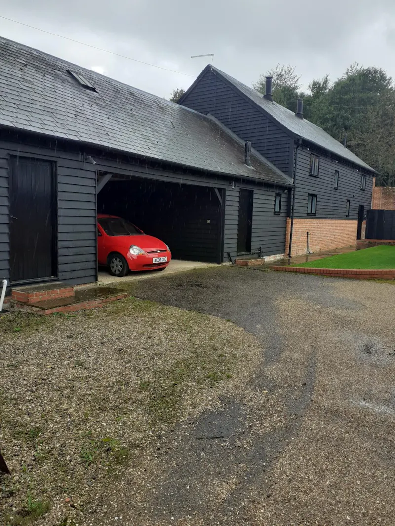 Garage at Barn conversion Stapleford , D2583 (photo 34)