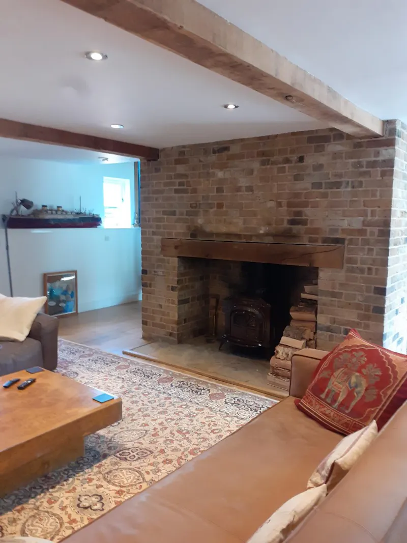 Fireplace at Barn conversion Stapleford , D2583 (photo 13)