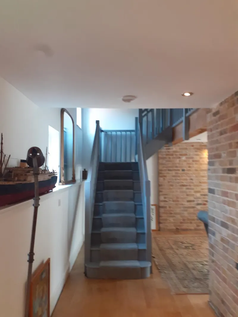 Staircase at Barn conversion Stapleford , D2583 (photo 14)