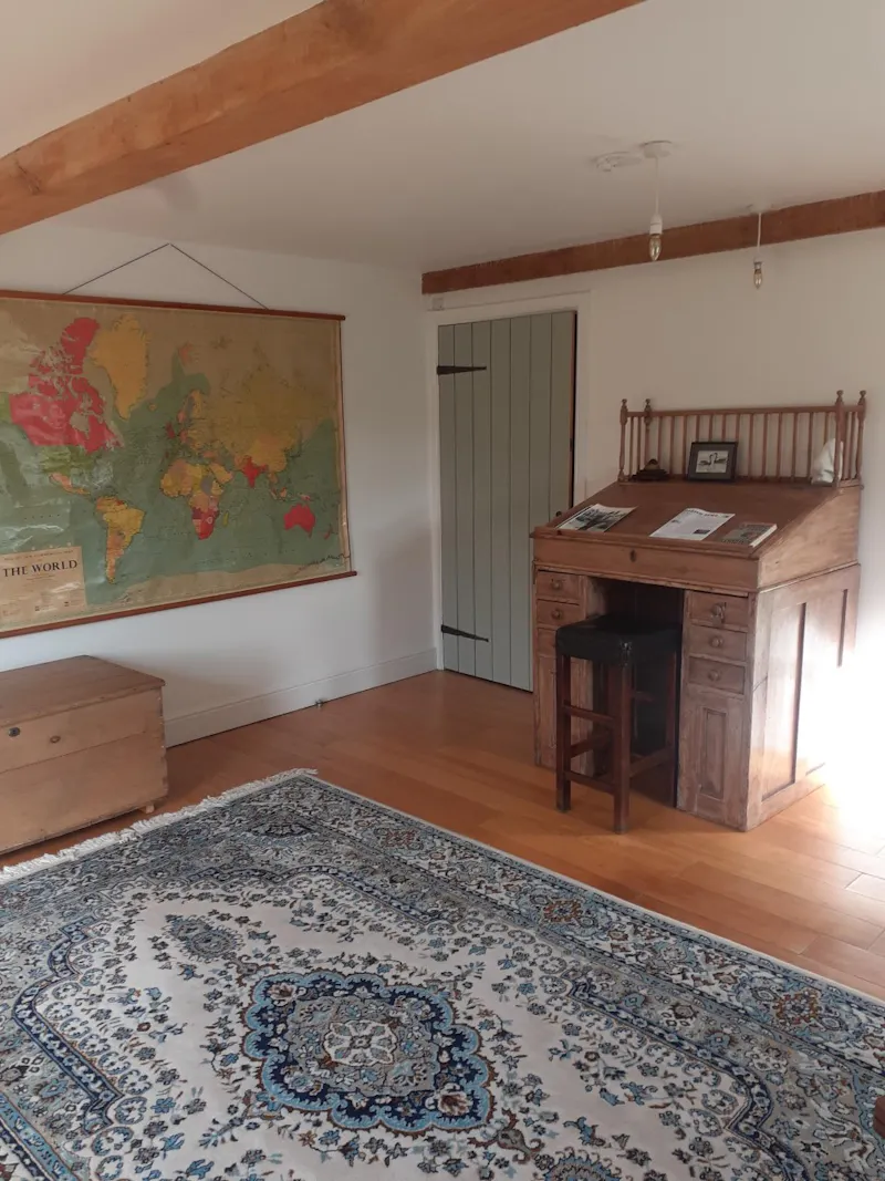 Bedroom at Barn conversion Stapleford , D2583 (photo 28)