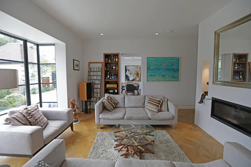 Living Room at Modern Stucco Streatham Home, D2579 (photo 28)
