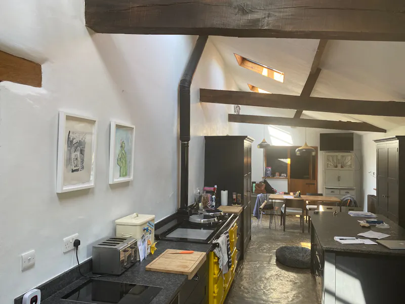 Luxe barn conversion in Dorking, L731 (photo 6)