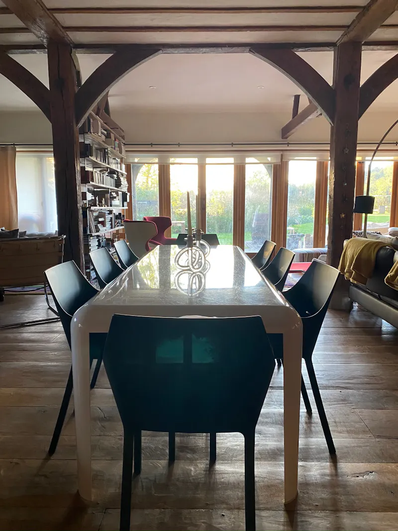 Luxe barn conversion in Dorking, L731 (photo 13)