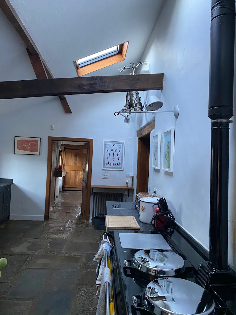 Luxe barn conversion in Dorking, L731 (photo 7)