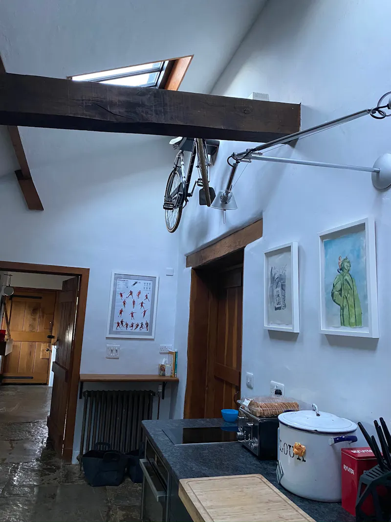 Luxe barn conversion in Dorking, L731 (photo 8)