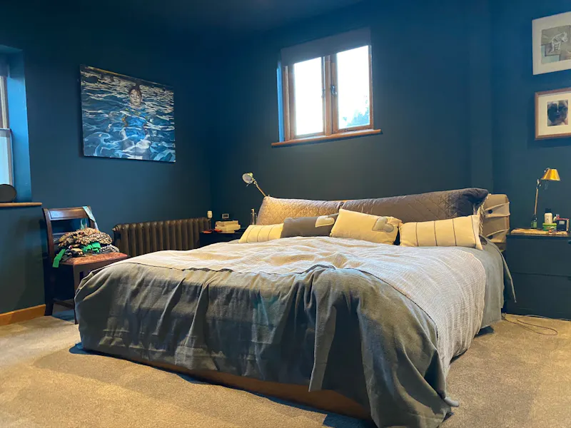 Bedroom at Luxe barn conversion in Dorking, L731 (photo 27)