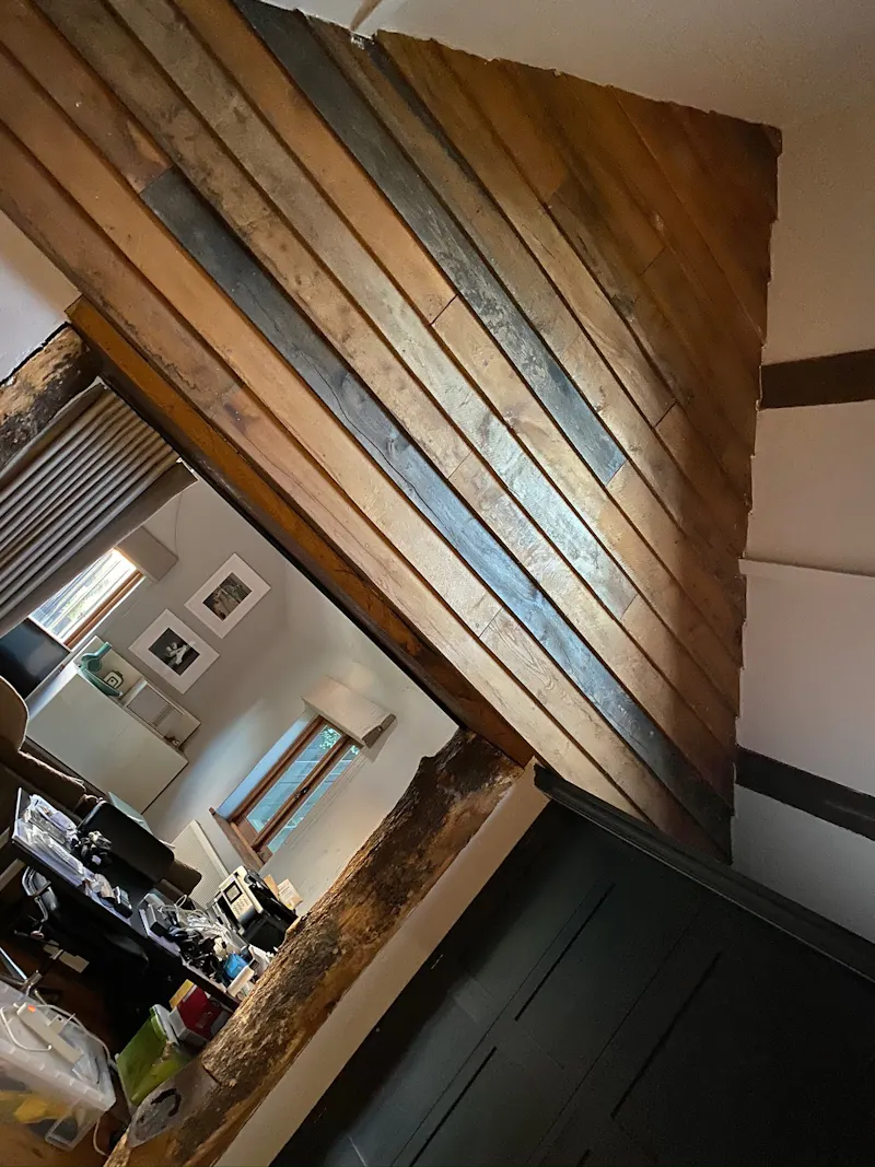 Luxe barn conversion in Dorking, L731 (photo 42)