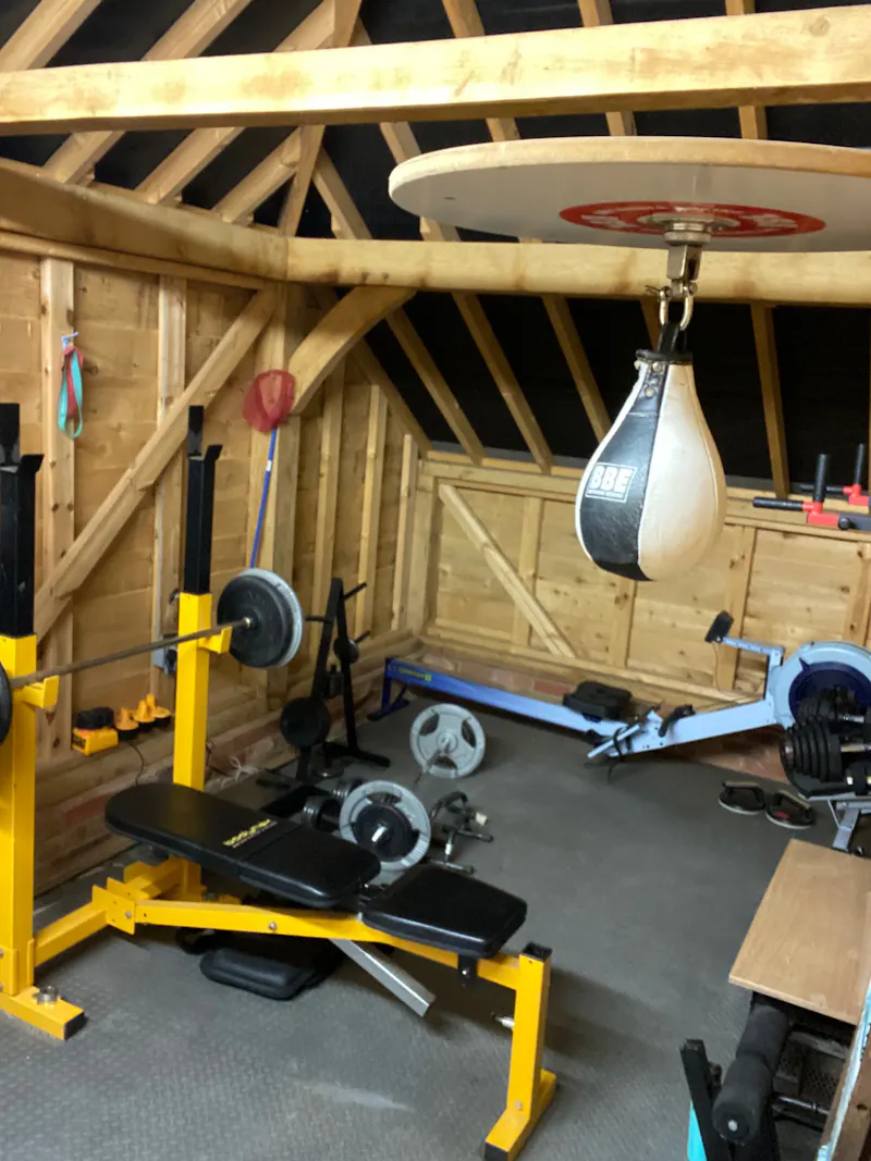 Gym at Luxe barn conversion in Dorking, L731 (photo 33)