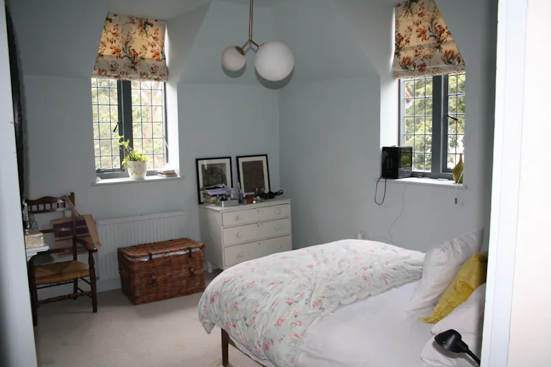 Bedroom at 1900's Vicarage in Putney, D2580 (photo 73)
