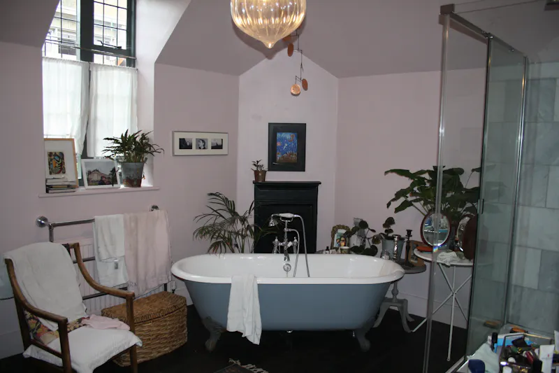 Bathroom at 1900's Vicarage in Putney, D2580 (photo 67)