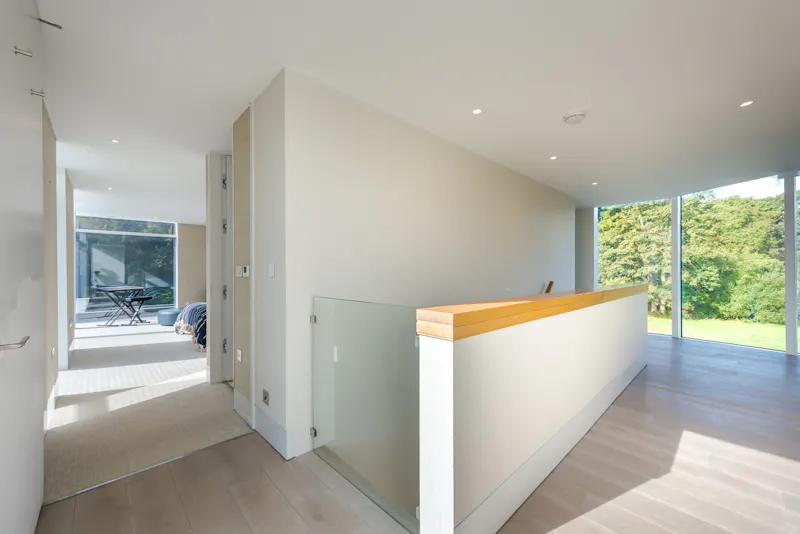 Bel Air modern home, D2582 (photo 35)