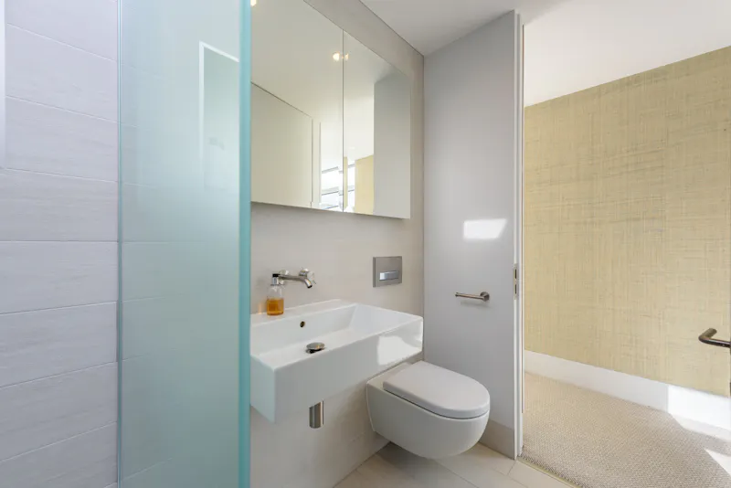 Bel Air modern home, D2582 (photo 42)