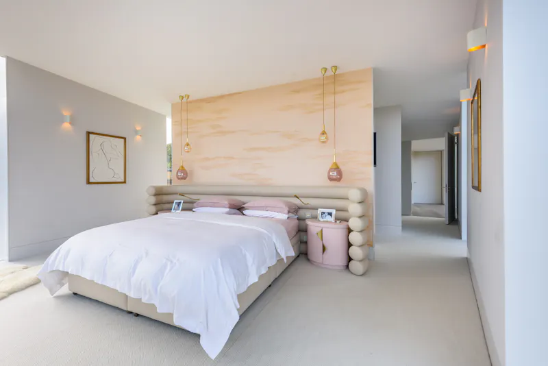Bel Air modern home, D2582 (photo 55)