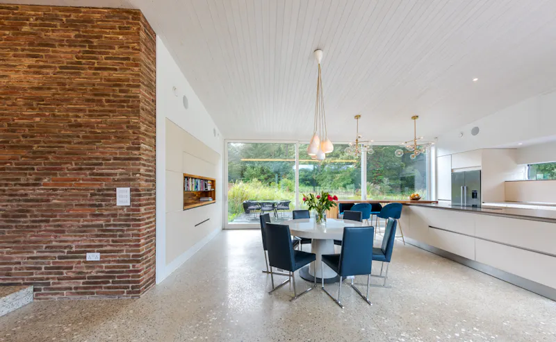 Bel Air modern home, D2582 (photo 10)