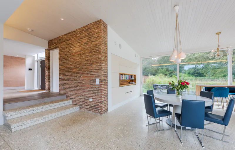 Bel Air modern home, D2582 (photo 8)