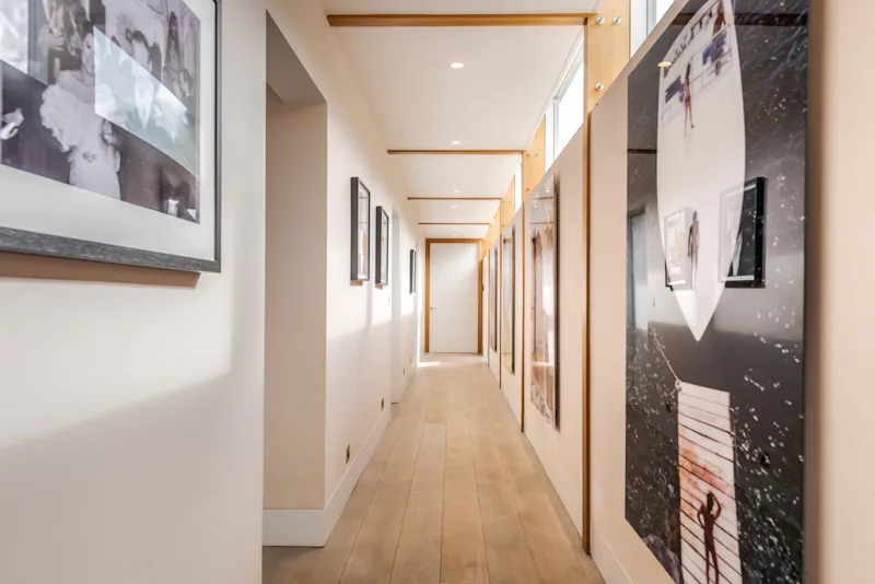 Corridor at Bel Air modern home, D2582 (photo 25)