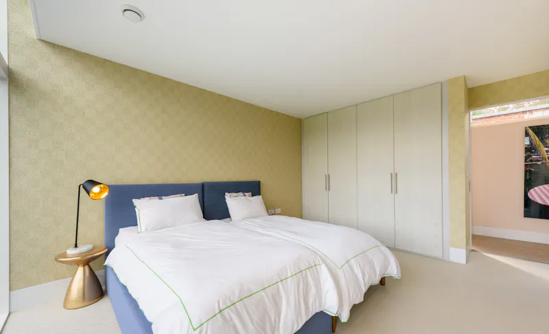Bedroom at Bel Air modern home, D2582 (photo 43)