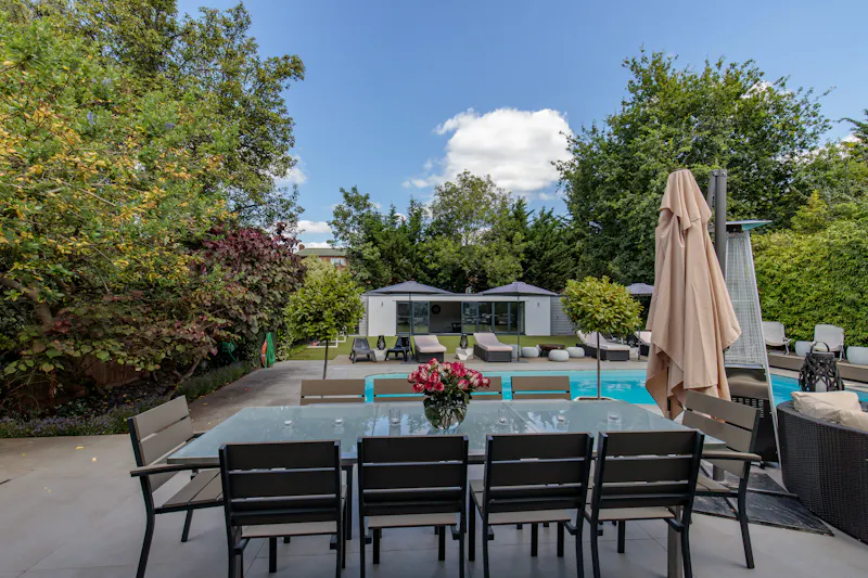 Contemporary Brondesbury home, D1862 (photo 97)