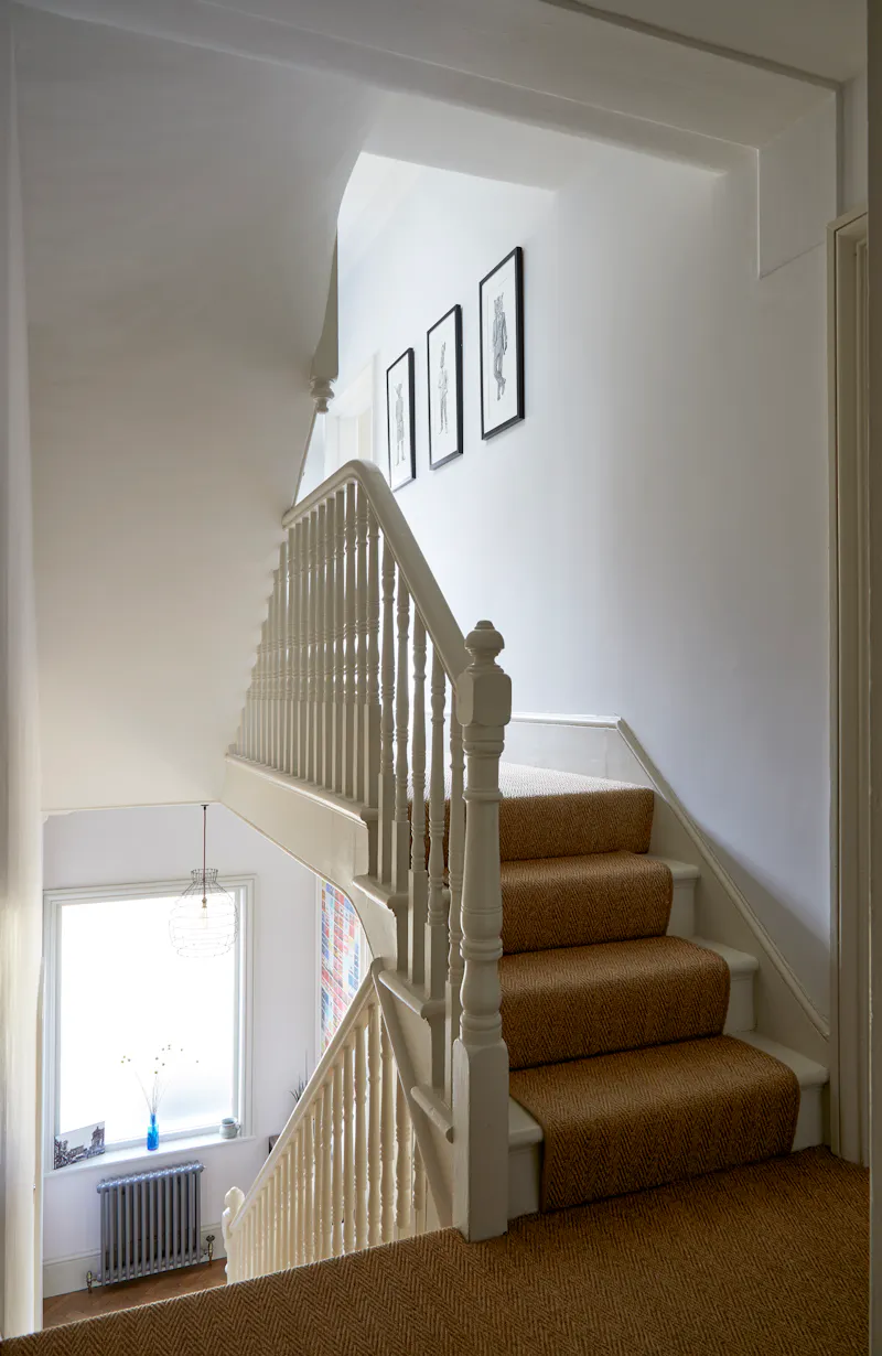Staircase at West Dulwich luxe house, D2588 (photo 34)