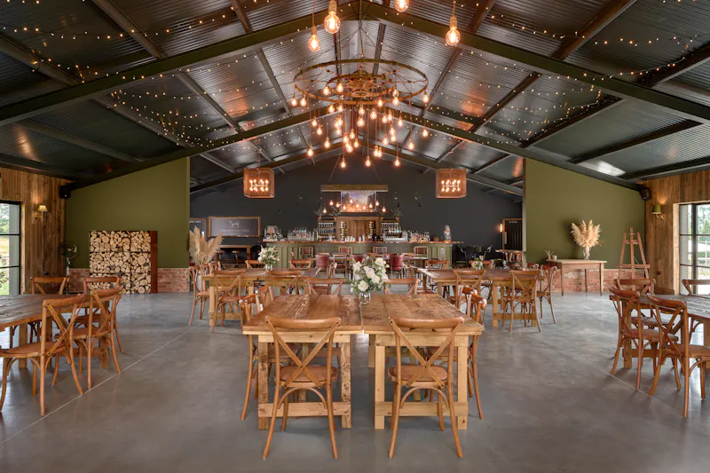 Silchester Barn conversion, L699 (photo 11)