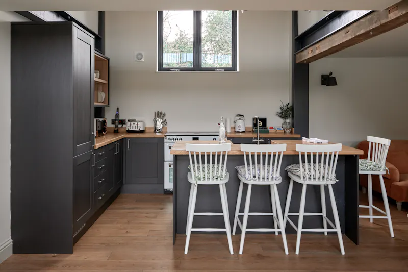 Silchester Barn conversion, L699 (photo 7)