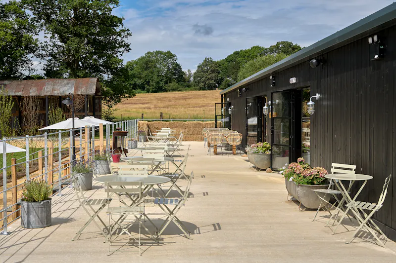 Silchester Barn conversion, L699 (photo 26)