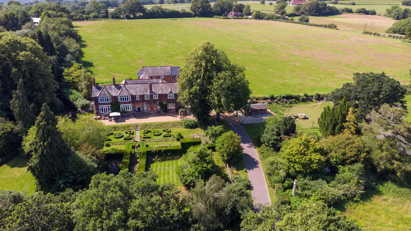 Views - country at West Chiltington manor, E514 (photo 54)