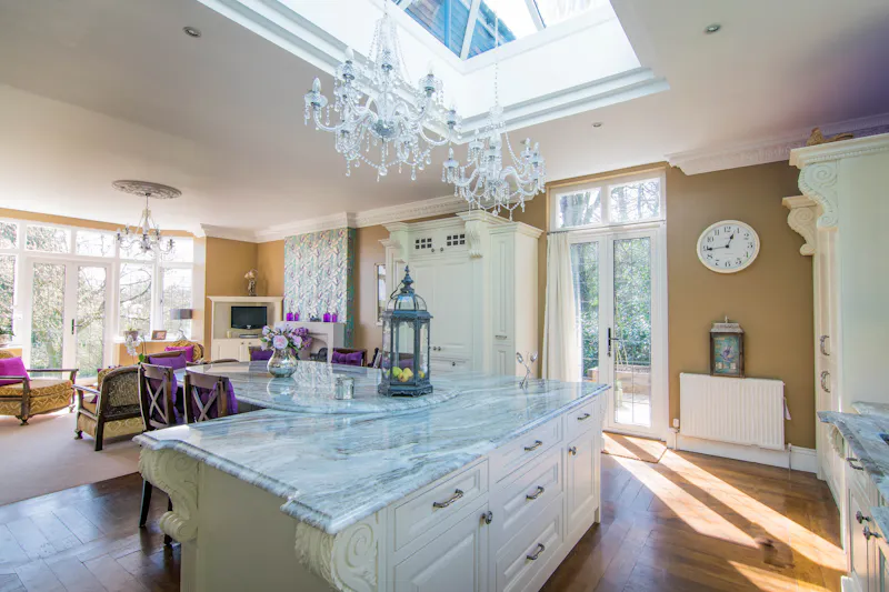 Open plan at West Chiltington manor, E514 (photo 8)