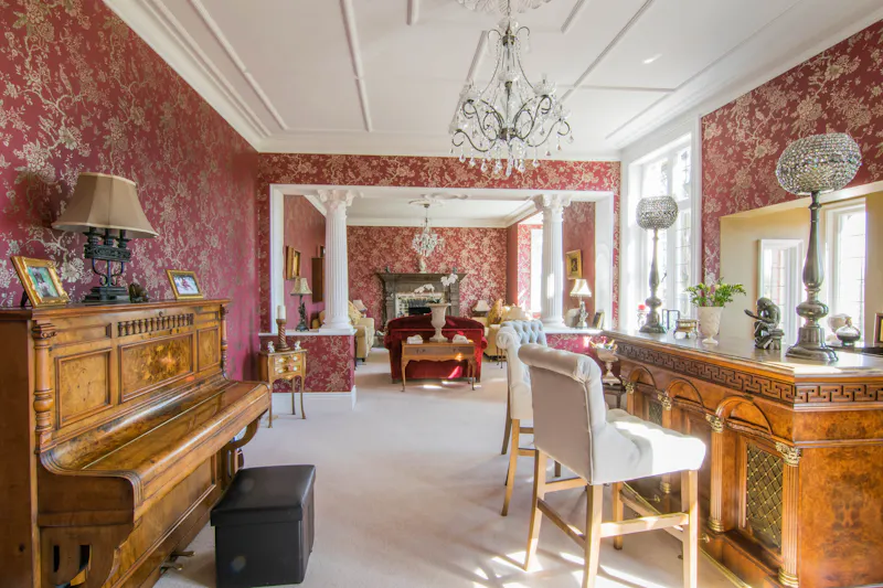Bar at West Chiltington manor, E514 (photo 10)