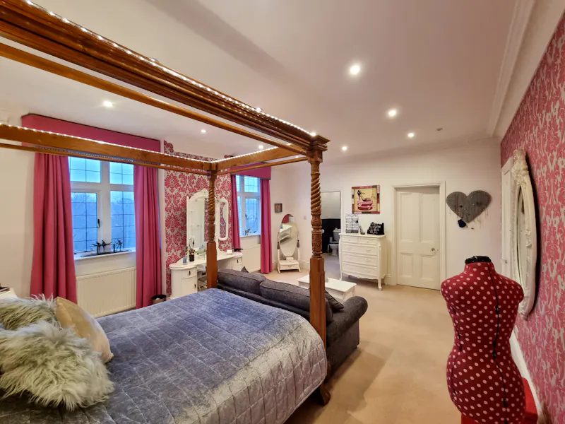 Bedroom at West Chiltington manor, E514 (photo 26)