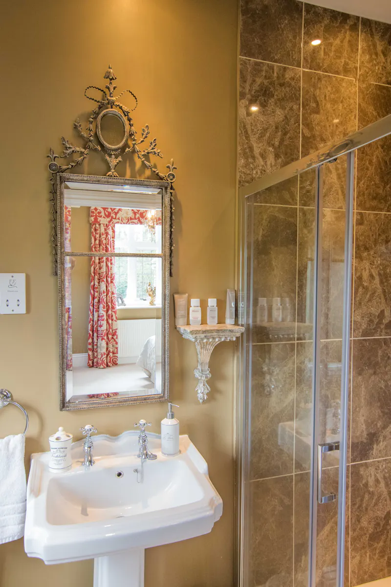 Bathroom at West Chiltington manor, E514 (photo 28)